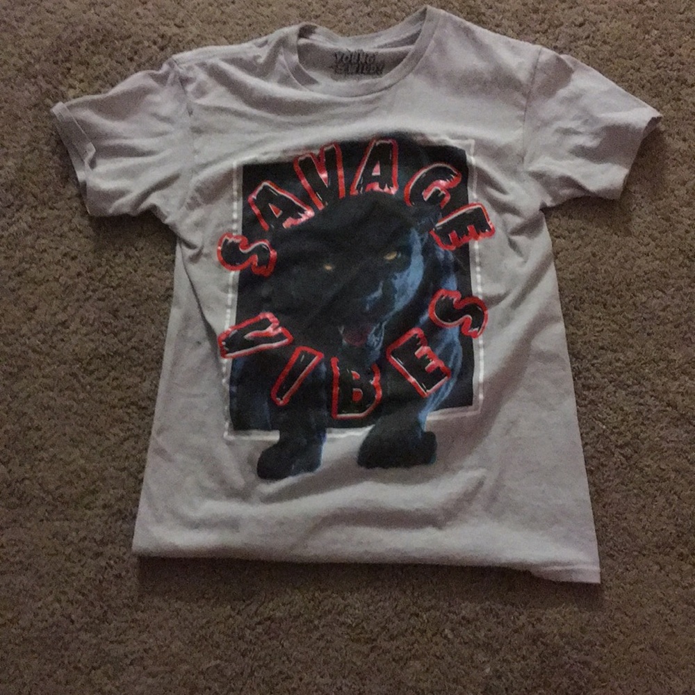Short sleeve tee